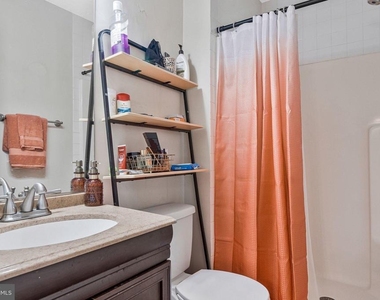 4037 Broadbill Circle - Photo Thumbnail 24