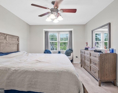 4037 Broadbill Circle - Photo Thumbnail 23
