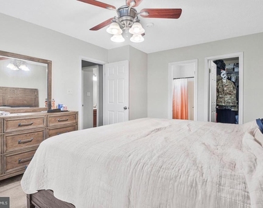 4037 Broadbill Circle - Photo Thumbnail 21