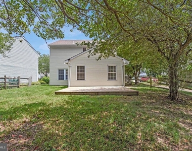 4037 Broadbill Circle - Photo Thumbnail 35