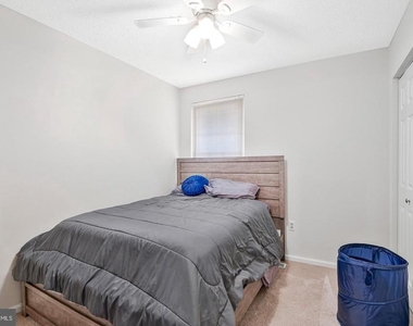 4037 Broadbill Circle - Photo Thumbnail 26