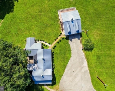 3813 Mount Pleasant Road - Photo Thumbnail 4