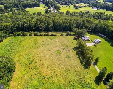 3813 Mount Pleasant Road - Photo Thumbnail 13