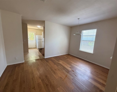 364 Leonardo Dr - Photo Thumbnail 6