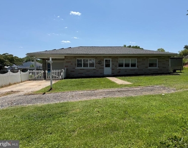 3028 Tennessee Avenue - Photo Thumbnail 7