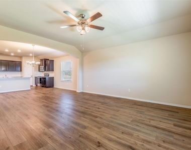 125 Break Ave - Photo Thumbnail 13