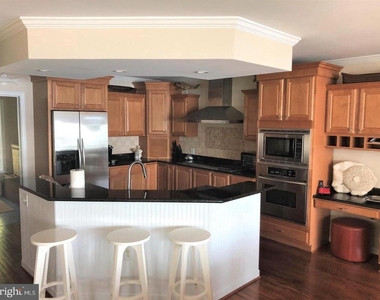 340 Severn Road - Photo Thumbnail 8