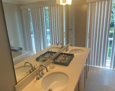 340 Severn Road - Photo Thumbnail 28