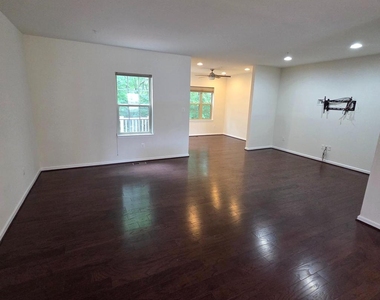 7825 Rappaport Drive - Photo Thumbnail 12