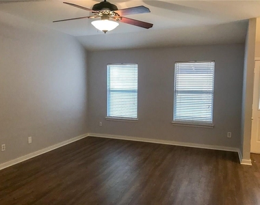 1704 Morning Meadows Cv - Photo Thumbnail 2