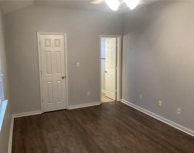 1704 Morning Meadows Cv - Photo Thumbnail 10