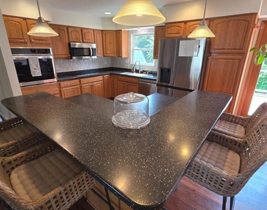 8418 Geneva Road - Photo Thumbnail 8