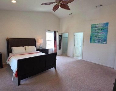 8418 Geneva Road - Photo Thumbnail 12