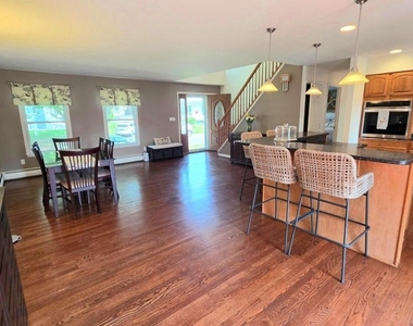 8418 Geneva Road - Photo Thumbnail 9