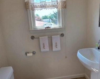 8418 Geneva Road - Photo Thumbnail 6