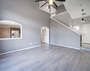 15004 Sassafras Trl - Photo Thumbnail 5