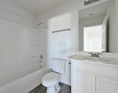 147 Longstraw Dr - Photo Thumbnail 24