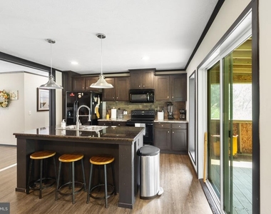 131 Shady Ridge Drive - Photo Thumbnail 1
