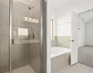 613 Silent Creek Cv - Photo Thumbnail 19