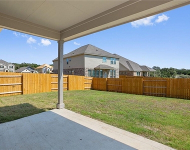613 Silent Creek Cv - Photo Thumbnail 29