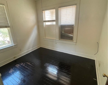 3205 Helms St - Photo Thumbnail 3