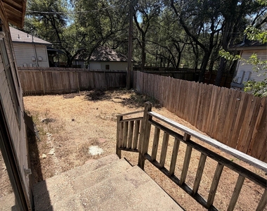 2601 Alcott Ln - Photo Thumbnail 13