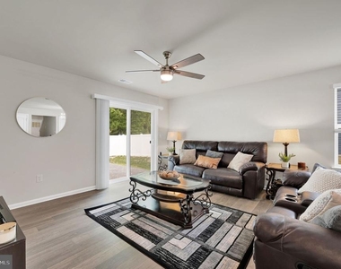529 Currant Cir - Photo Thumbnail 14