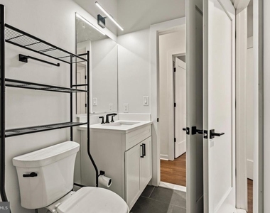 2612 University Place Nw - Photo Thumbnail 21