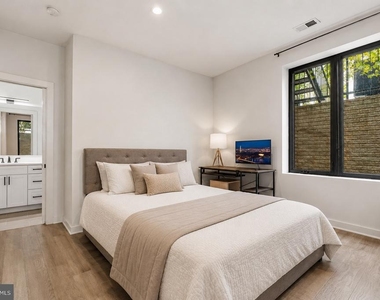 2612 University Place Nw - Photo Thumbnail 15