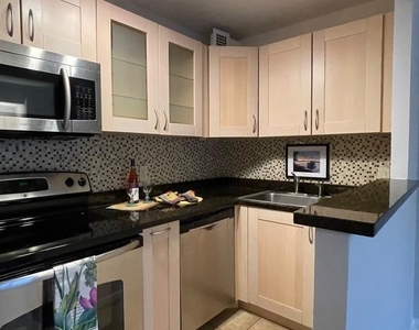 520 N Street Sw - Photo Thumbnail 16