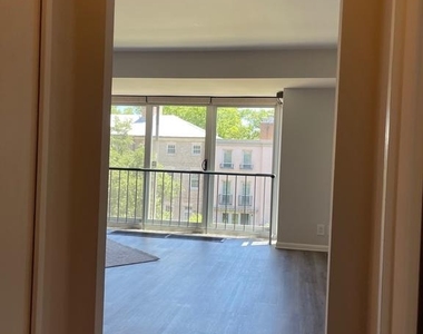 520 N Street Sw - Photo Thumbnail 7