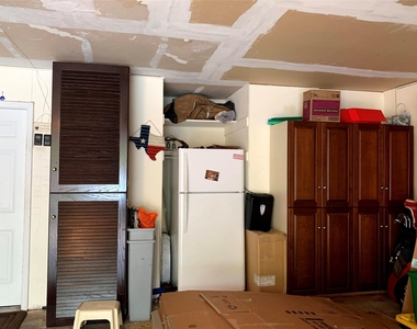 6204 Turtle Point Dr - Photo Thumbnail 12