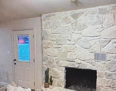 6204 Turtle Point Dr - Photo Thumbnail 6