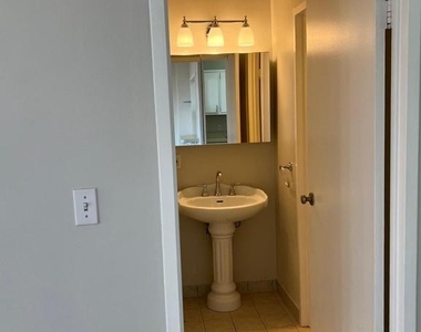 2800 Wisconsin Avenue Nw - Photo Thumbnail 11