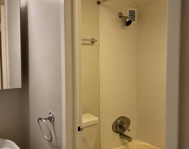 2800 Wisconsin Avenue Nw - Photo Thumbnail 12