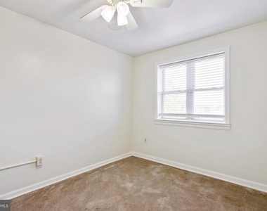 966 Mount Olivet Road Ne - Photo Thumbnail 5
