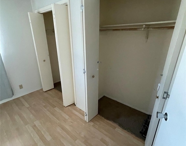 2404 Longview St - Photo Thumbnail 9