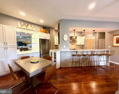 2111 Wisconsin Avenue Nw - Photo Thumbnail 7