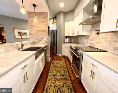 2111 Wisconsin Avenue Nw - Photo Thumbnail 10
