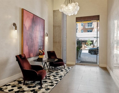 210 Lavaca St - Photo Thumbnail 29