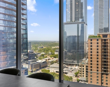 210 Lavaca St - Photo Thumbnail 13