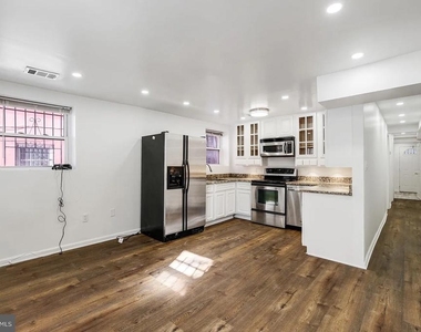 1377 Quincy Street Nw - Photo Thumbnail 2