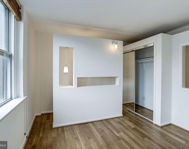 1133 13th Street Nw - Photo Thumbnail 12