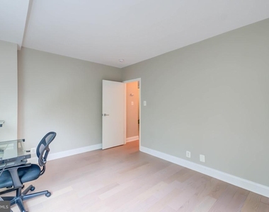 4200 Cathedral Avenue Nw - Photo Thumbnail 15