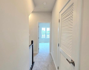 2644 Naylor Road Se - Photo Thumbnail 21