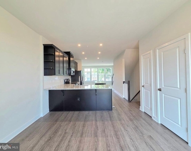 2644 Naylor Road Se - Photo Thumbnail 15
