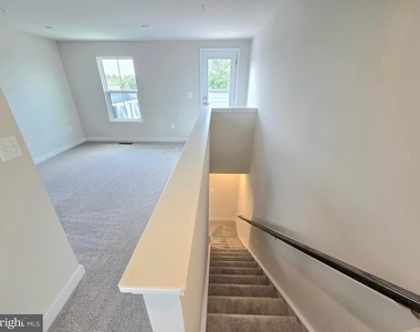 2644 Naylor Road Se - Photo Thumbnail 32