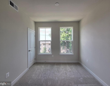 2644 Naylor Road Se - Photo Thumbnail 27
