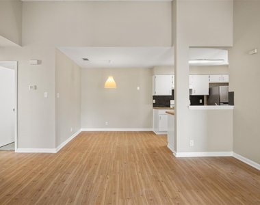 1905 Margalene Way - Photo Thumbnail 13
