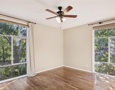 1405 Broadmoor Dr - Photo Thumbnail 13
